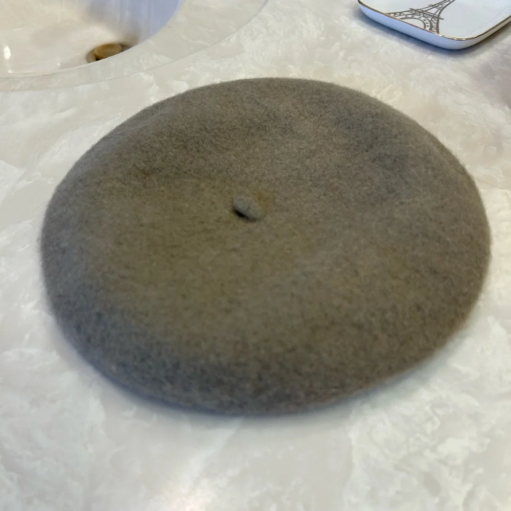 Beret by Hatrix, Taupe, Wool, Women’s Small - Picture 3 of 7